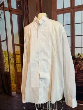 Classic Chaplin Tuxedo Men's White Pleated Easy Fit Dress Shirt XL Poly Cotton